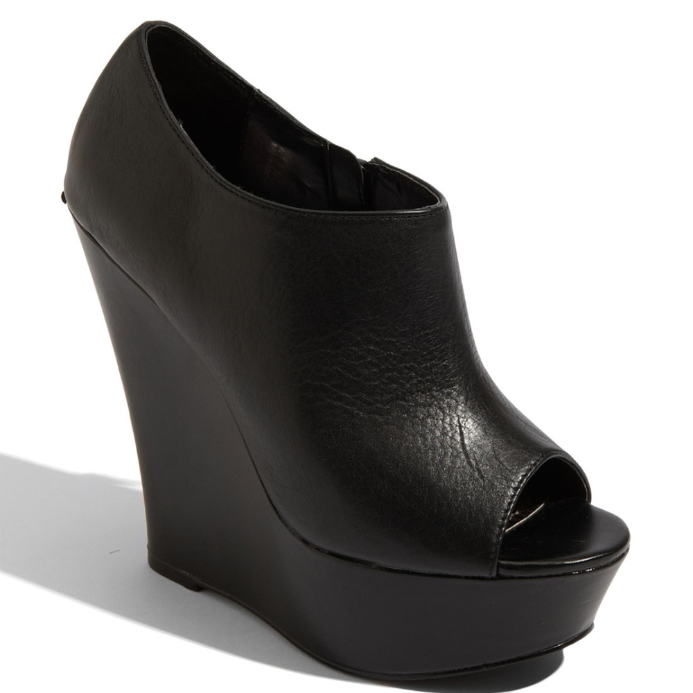 Steve Madden Wicked Peep Toe